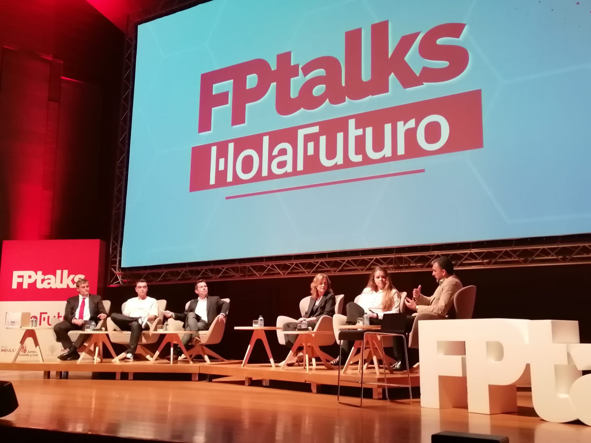 Ponencia de Proconsi en las jornadas FP-Talks de la feria de empleo y emprendimiento
